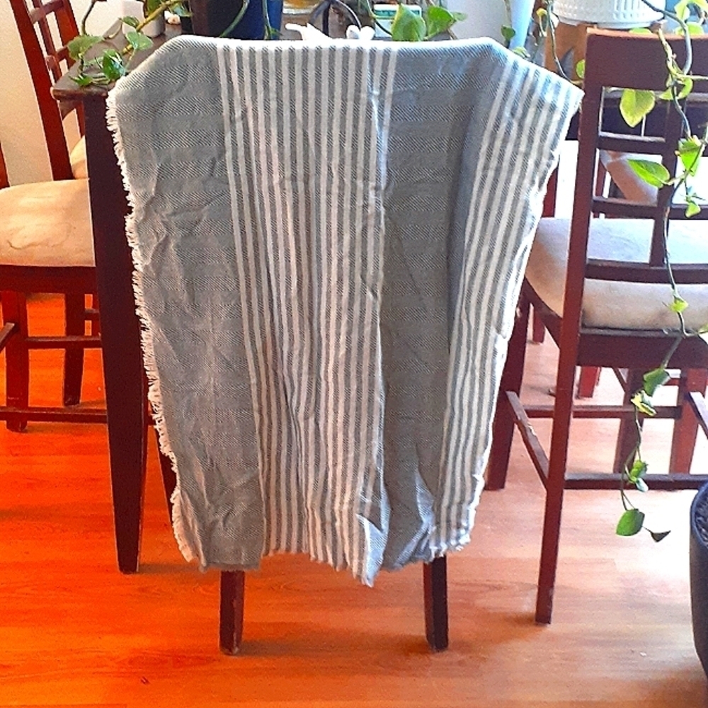 Woolrich Classic Grey And White Striped Comfy Soft Lightweight Throw Blanket